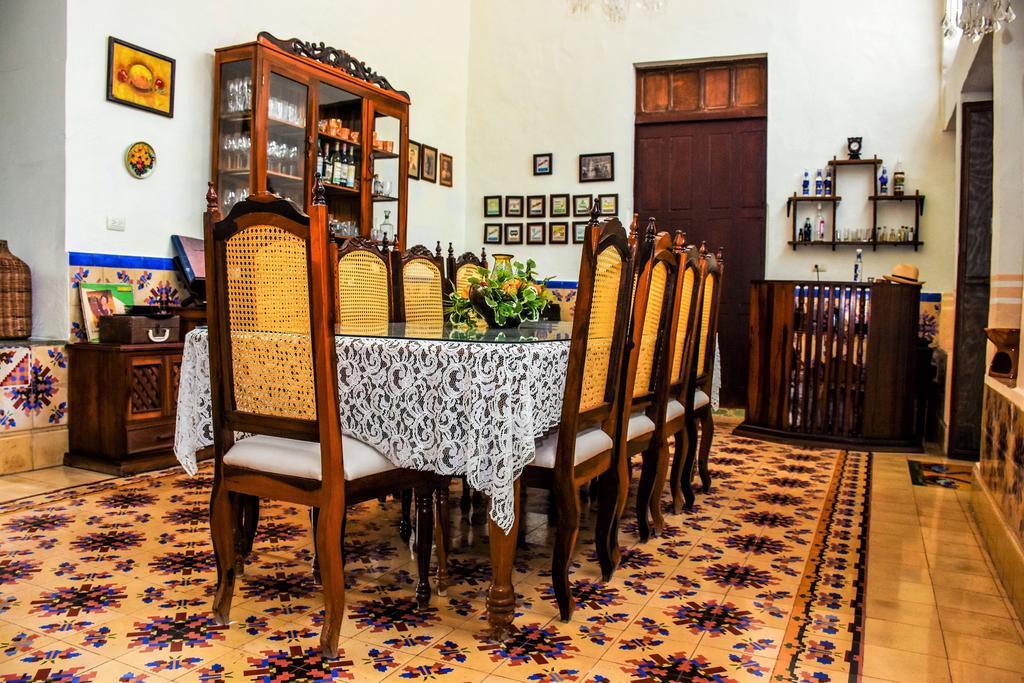 Casa Marlene Hotel Valladolid  Bagian luar foto