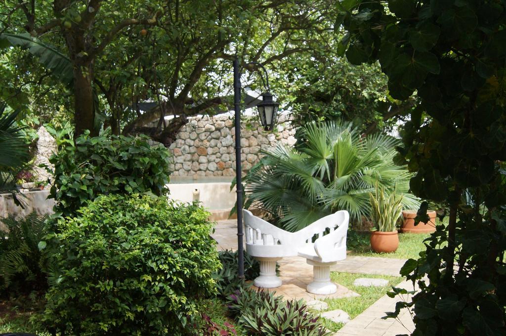 Casa Marlene Hotel Valladolid  Bagian luar foto