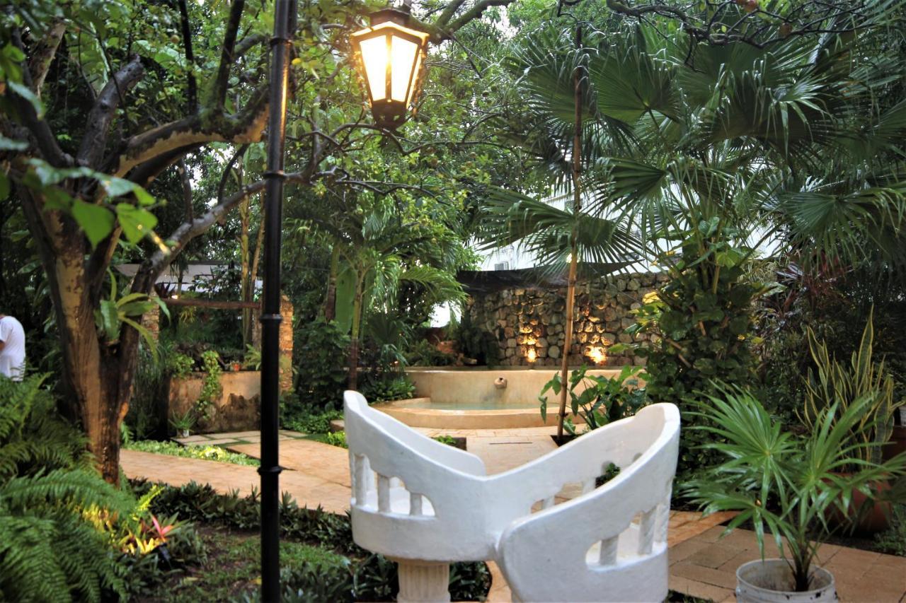 Casa Marlene Hotel Valladolid  Bagian luar foto